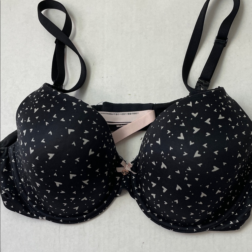 VICTORIA’S SECRET HEART PRINT BODY BY VICTORIA BRA SIZE 36C